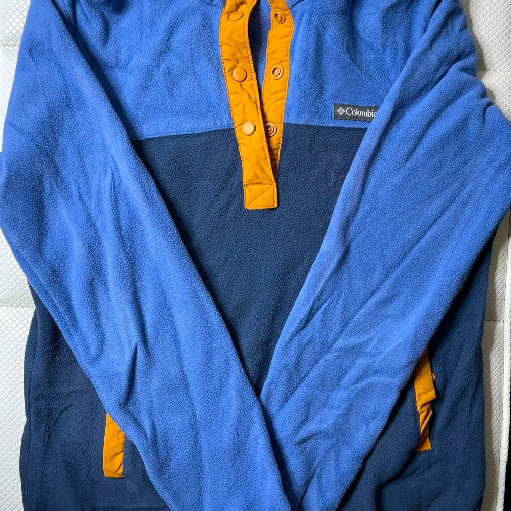 Columbia Fleece Sweater